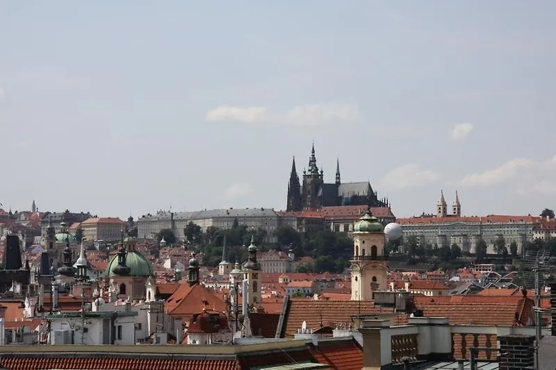 Hotel Modra Ruze Prag 4*,  Çek Cumhuriyeti