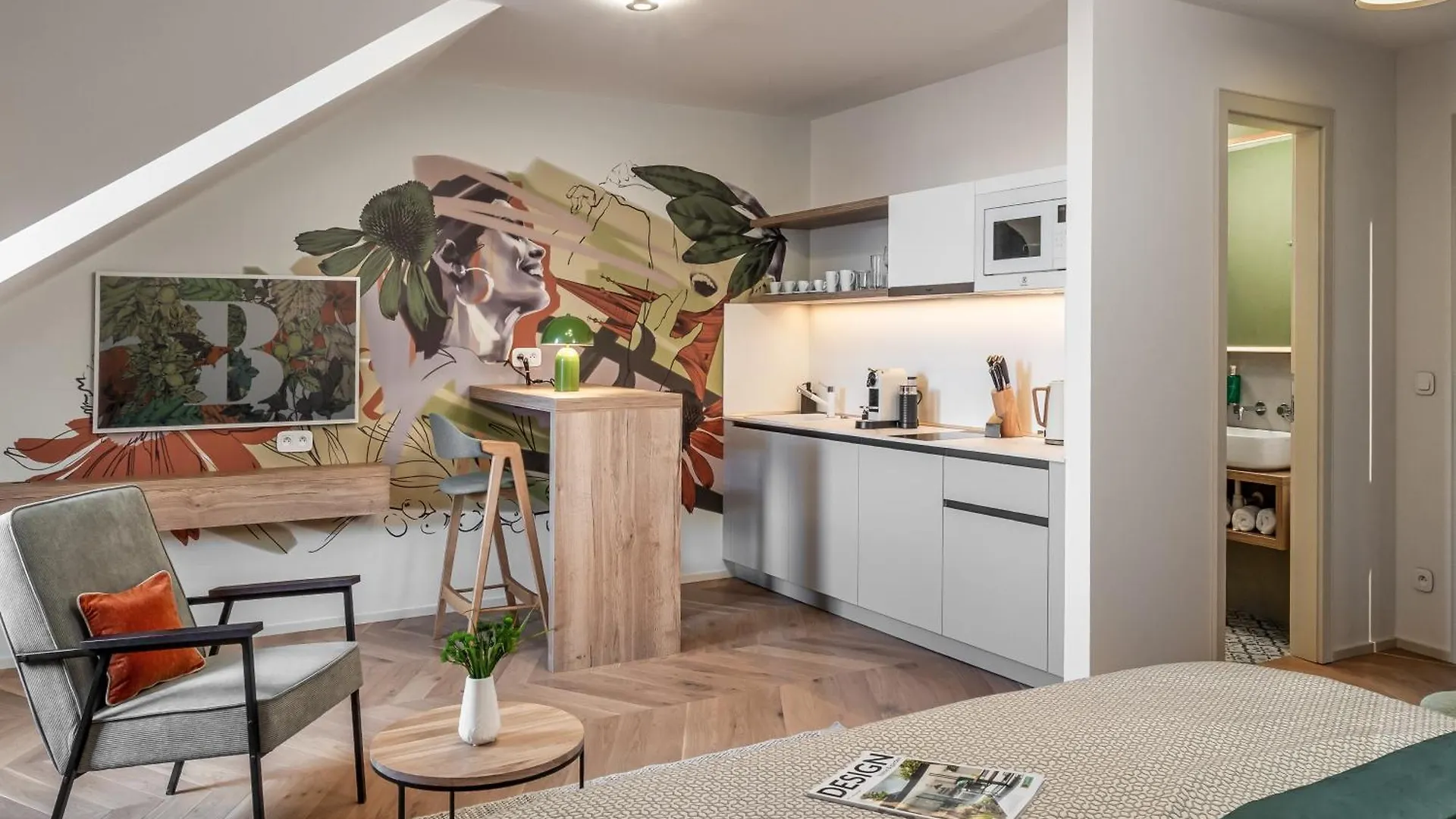 The Botanist Aparthotel Prague 4*,