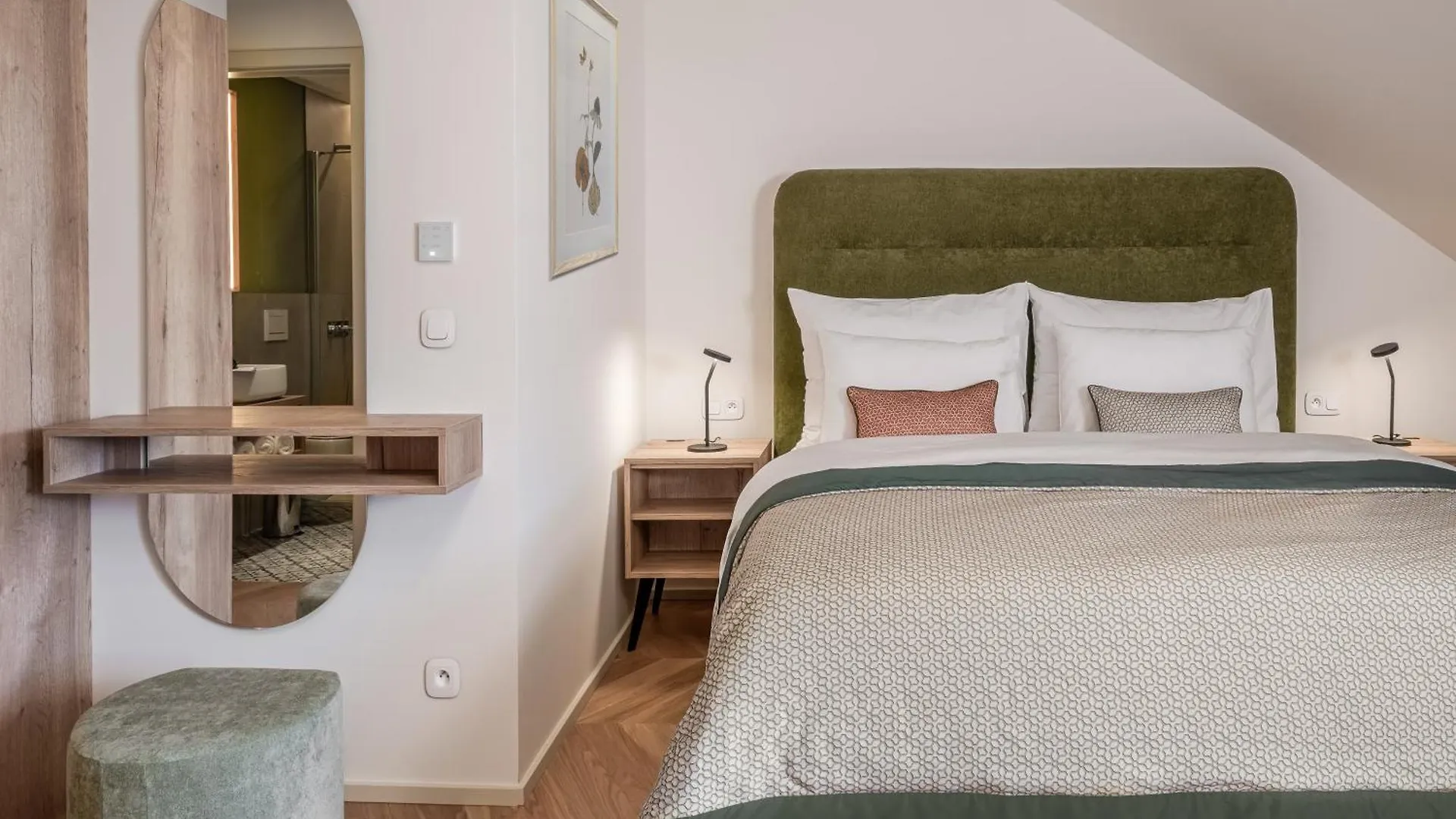The Botanist Aparthotel Prague 4*,